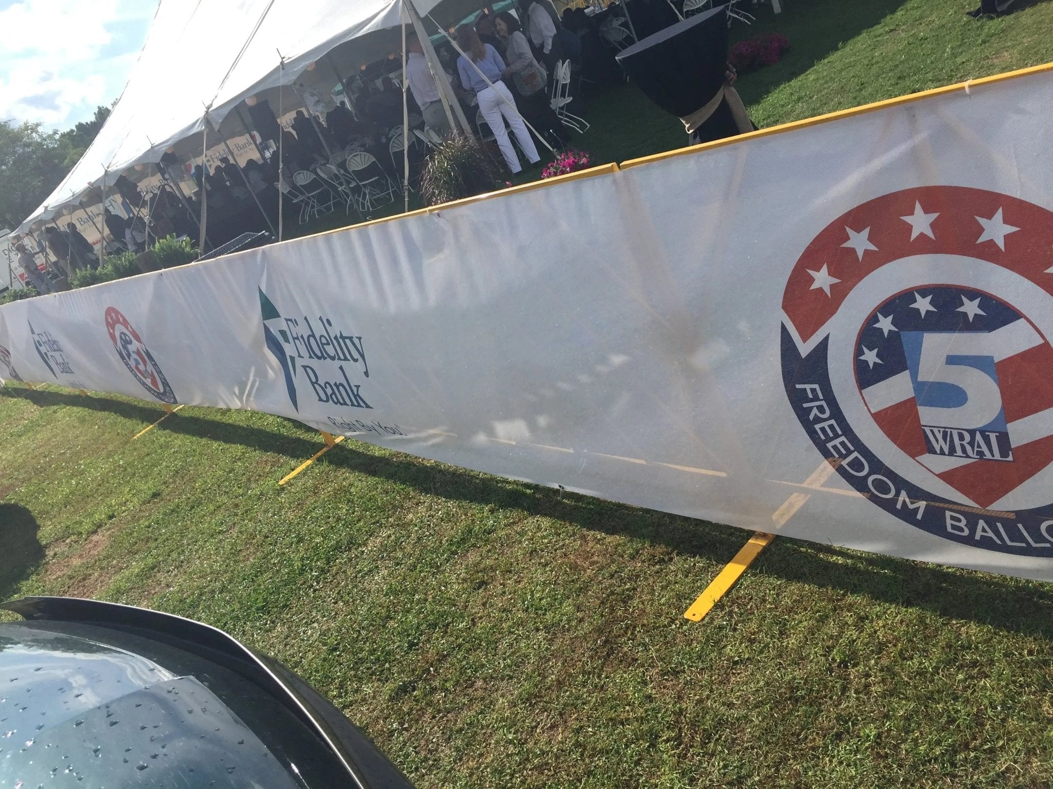 Mesh Banners, Construction Fence Banners, Barricades, and Scrims ...